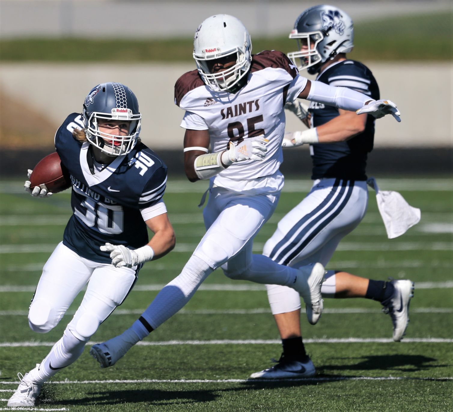 102321-qc-spt-ambrose fball18.jpg